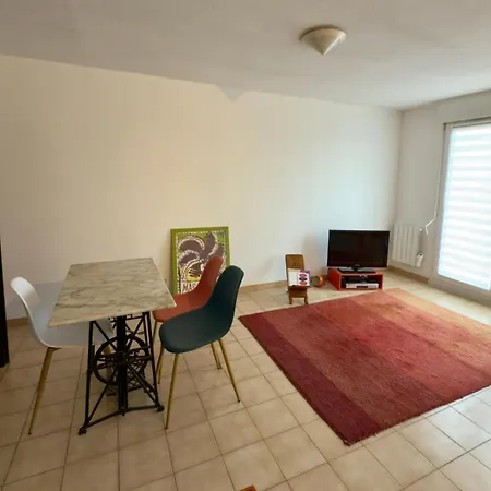 Apartamento Spacieux Cocon Provençal à 5 Min D'avignon Les Angles (Gard)